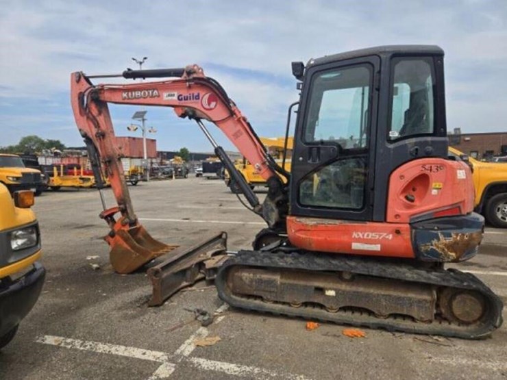 2013-kubota-kx057-4-image-8