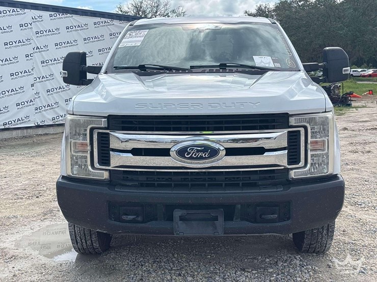 2017-ford-f250-image-24