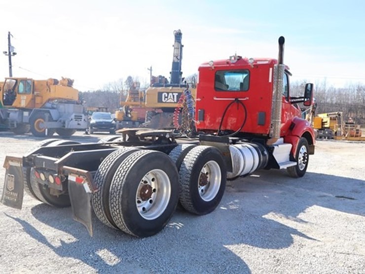 2015-kenworth-t880-image-5