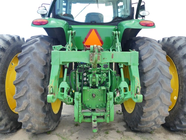 2015-john-deere-7210r-image-5