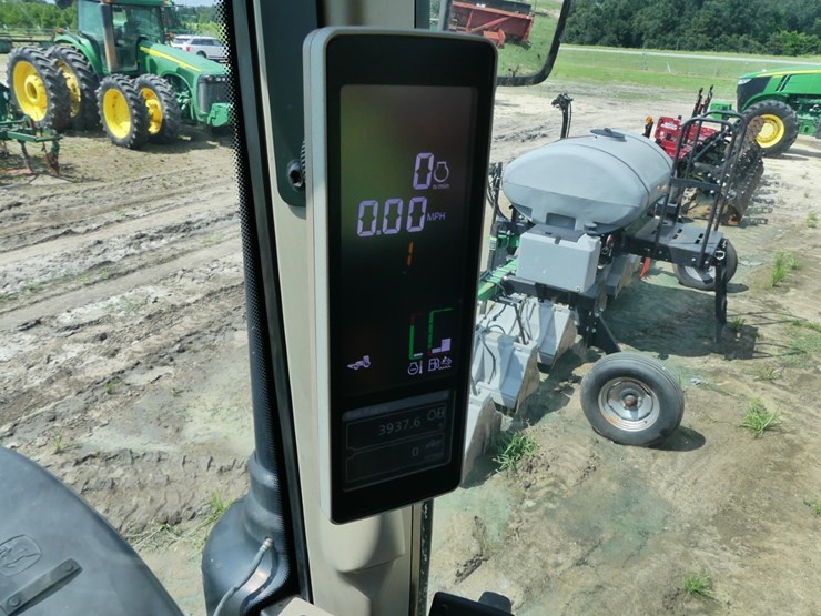 2022-john-deere-6175m-image-14