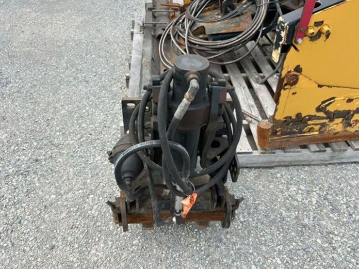 metal-pless-8-ft---13-ft-snow-pusher-agh0830-13le--image-10