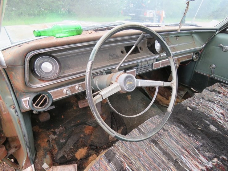 1965-chevrolet-impala-4dr-ht-image-8