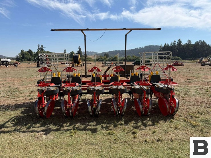 checchi-&-magli-no-till-transplanter-6r-30-image-9