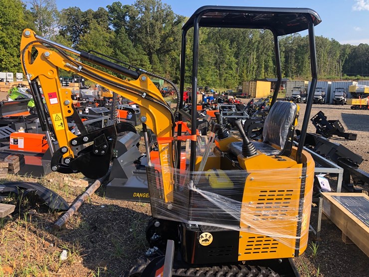 #26-•-ats---rt15r-mini-excavator-image-1