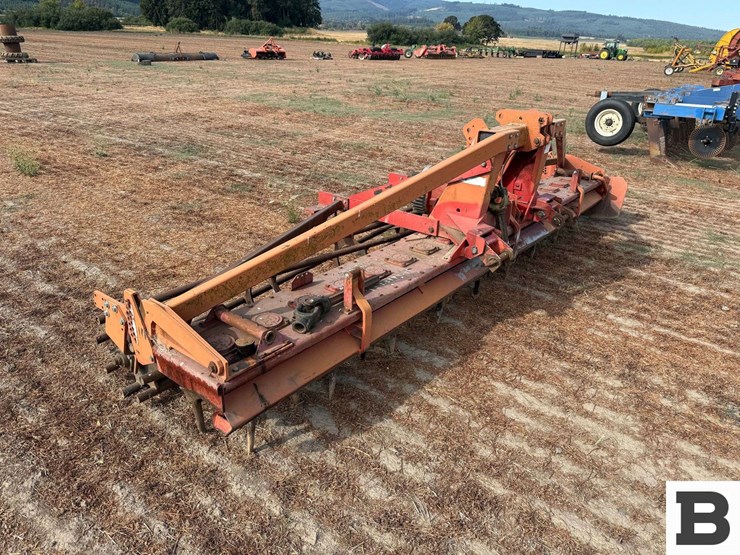 lelyterra-15'-power-harrow-image-10
