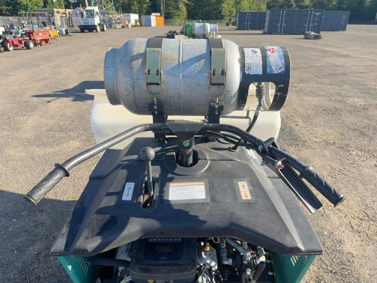 mq-whiteman-wbh-21efp-motorized-dumper-image-13