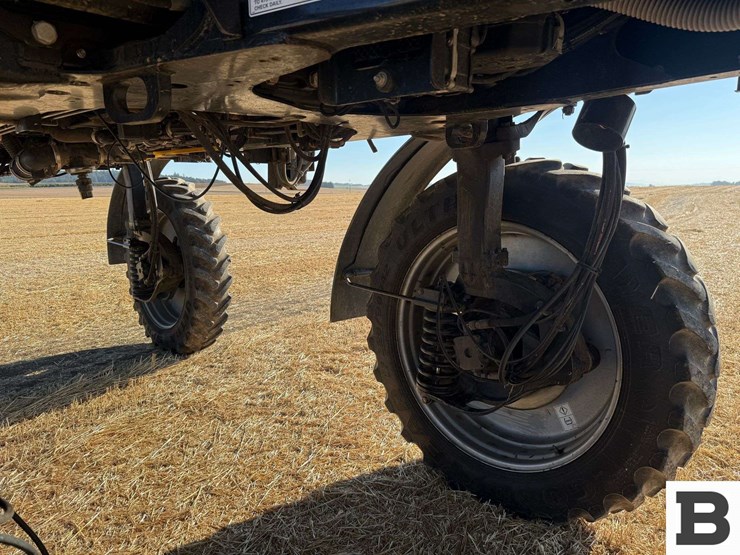 2018-case-ih-patriot-2250-image-36