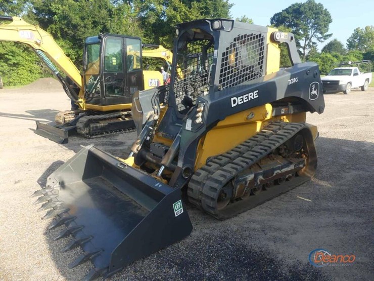 2023-deere-331g-image-15