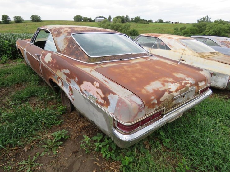 1966-chevrolet-impala-2dr-ht-ss-image-7