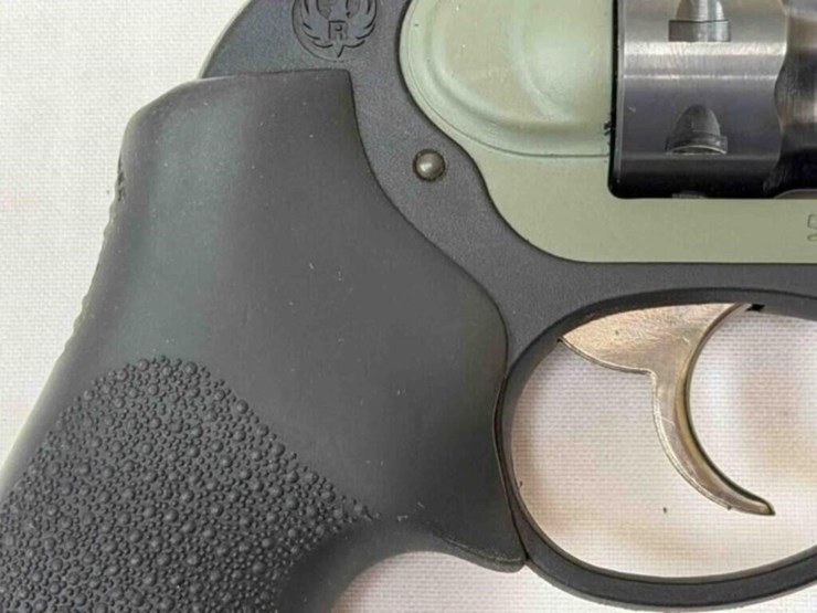 ruger-lcr-od-green-22lr-pistol-image-10
