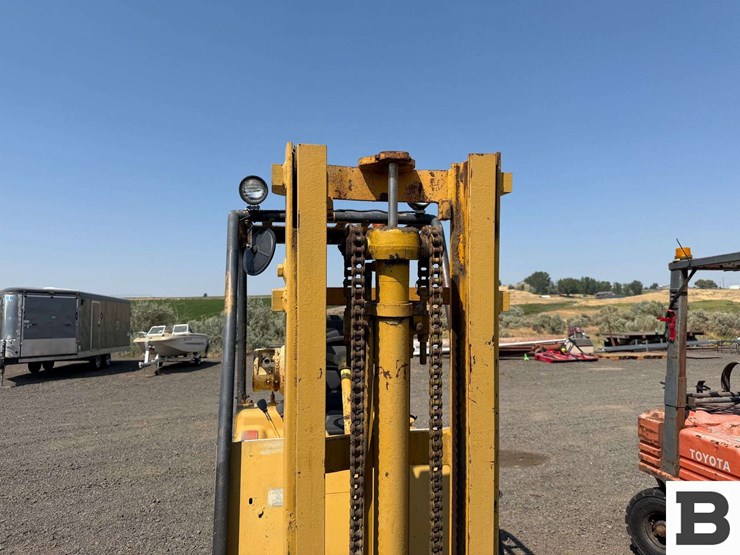 caterpillar-v40b-image-7