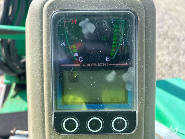 2018-takeuchi-tb230-image-26