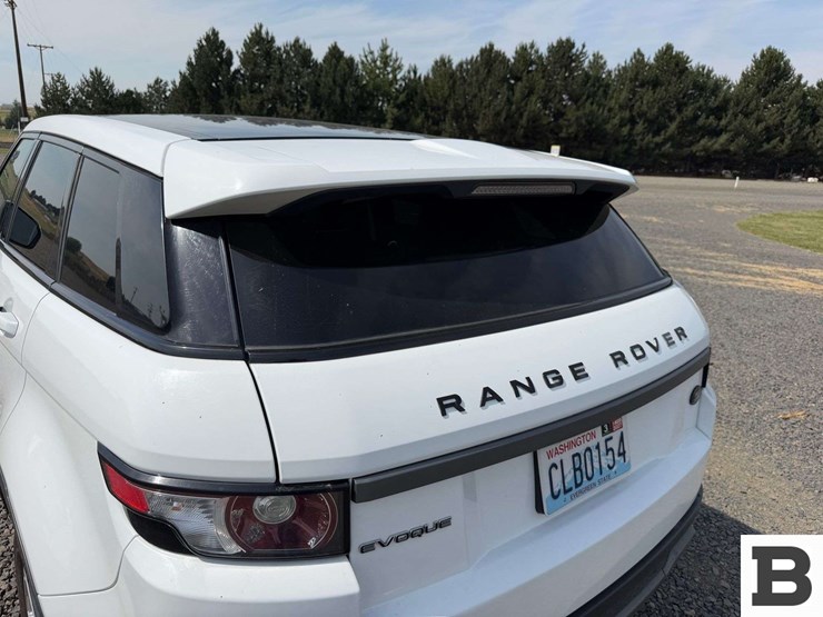 2012-land-rover-range-rover-evoque-image-14