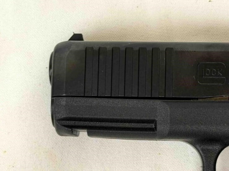 glock-model-45-9mm-pistol-image-6