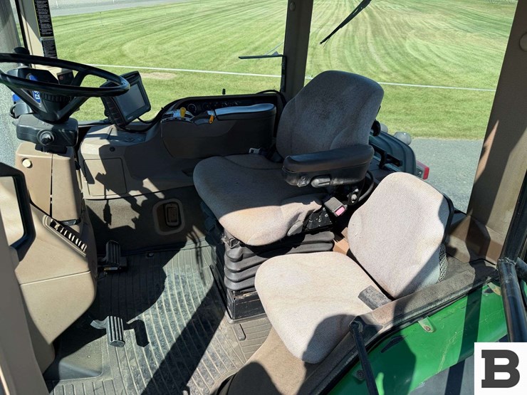 2004-john-deere-9520t-image-73