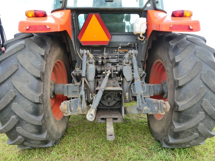 2023-kubota-m5-111d-image-5