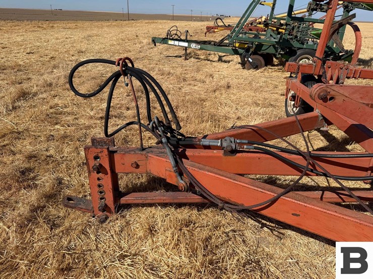 allis-chalmer-800-chisel-plow-image-13