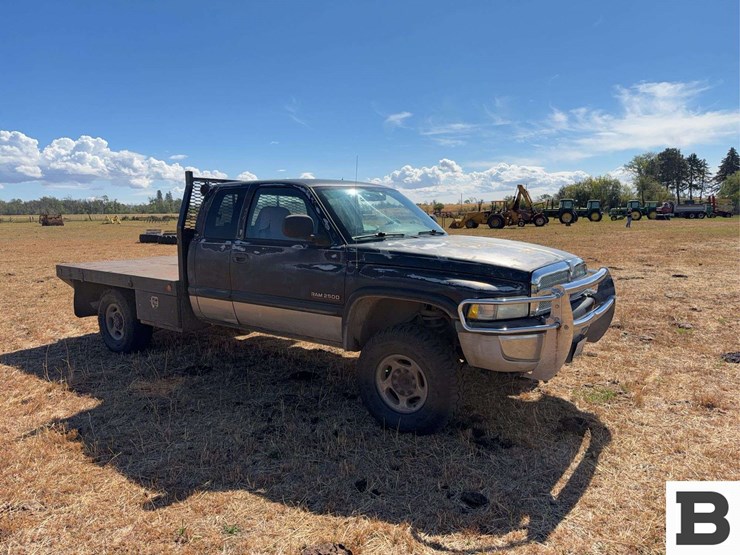 2002-dodge-ram-2500-image-7