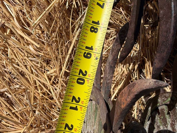 40'-rotary-hoe-image-15