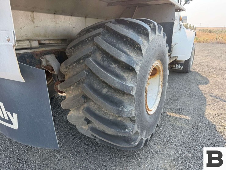 2007-sterling-l8500-image-38