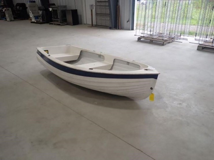 2000-boatex-8-ft-fiberglass-hull-qbx00689c000-image-3
