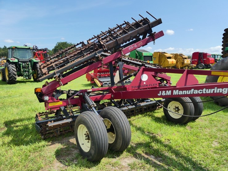 j&m-tf212-image-2