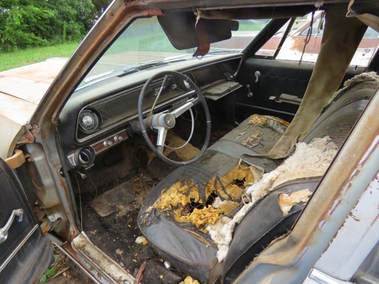 1965-chevrolet-impala-4dr-sedan-image-5