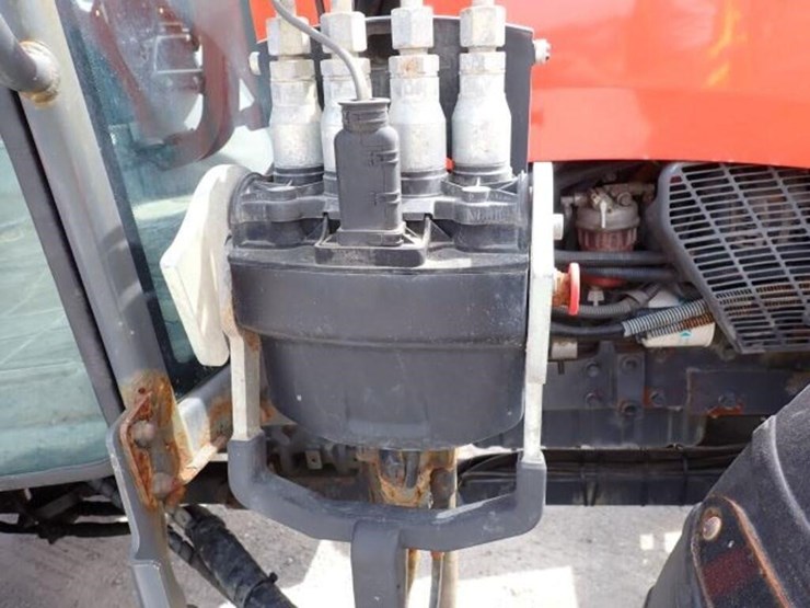 2021-kubota-m4-071-image-53