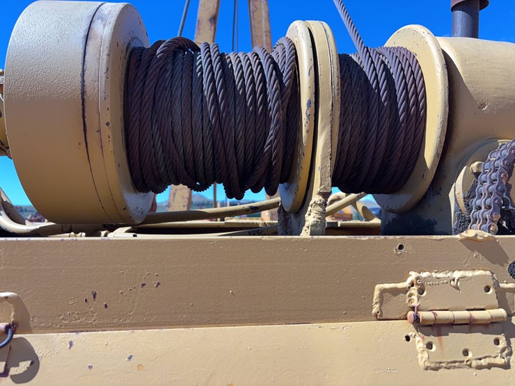 caterpillar-d4-image-13