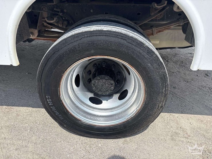 2015-ford-f450-image-25