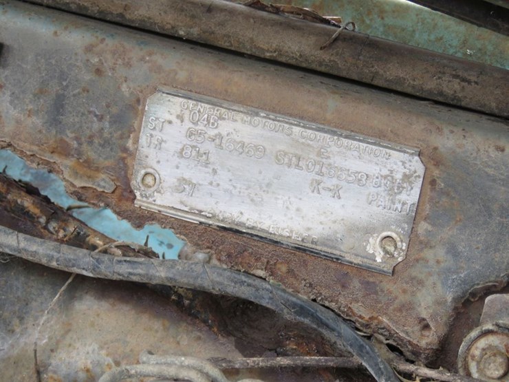 1965-chevrolet-impala-4dr-sedan-image-10