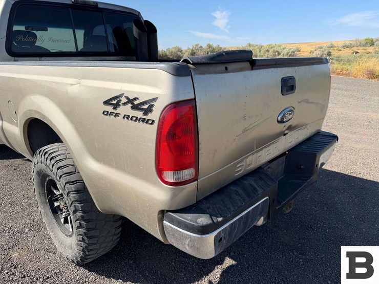 2001-ford-f250-image-17