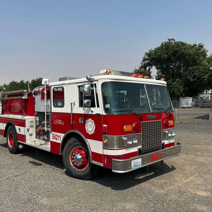 1986 PIERCE LANCE