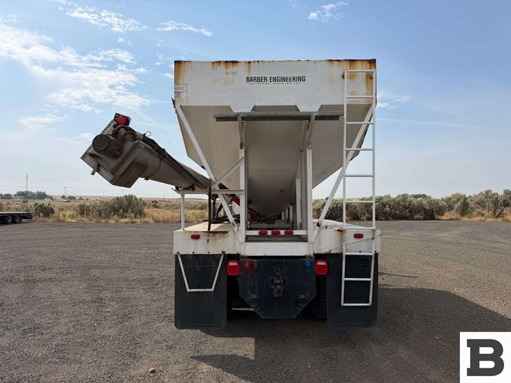 1989-peterbilt-377-image-4