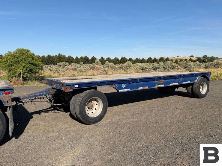 1959-peter-thomas-co.-flatbed-trailer-image-1
