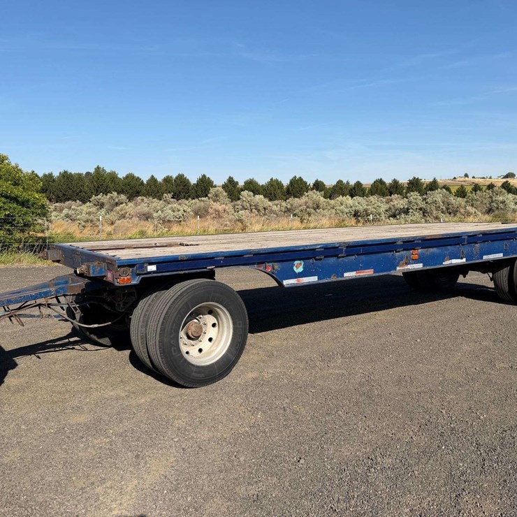 1959 Peter Thomas Co. Flatbed Trailer