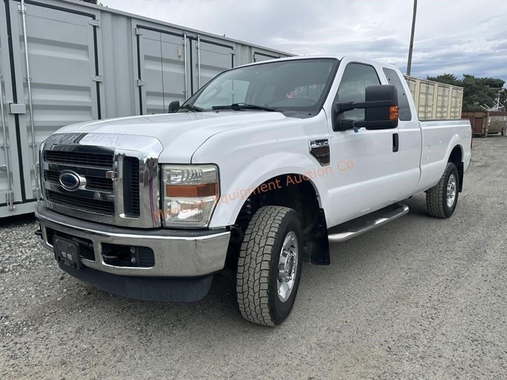 2010-ford-f250-image-1