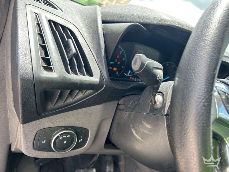 2019-ford-transit-connect-image-15