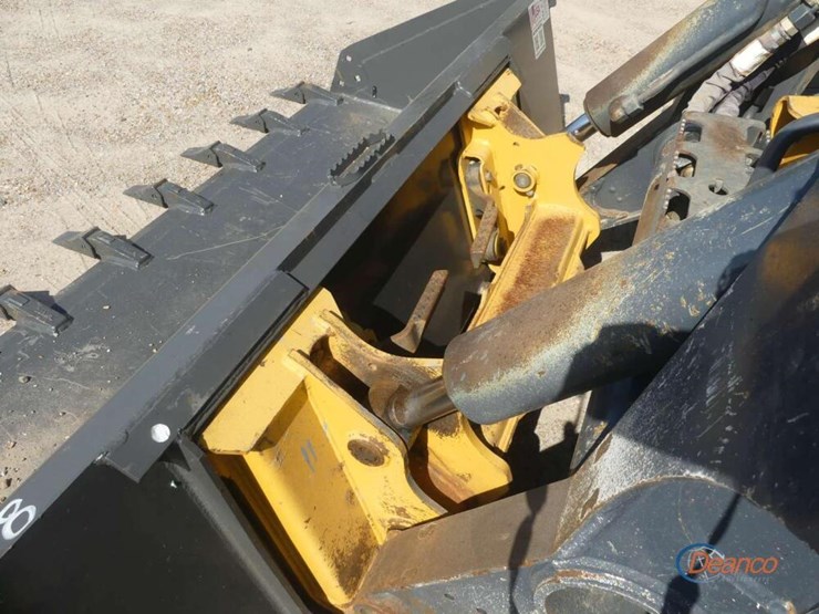 2024-deere-331g-image-5