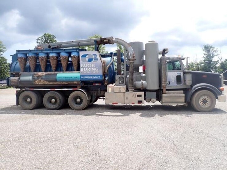 2013-peterbilt-367-image-4
