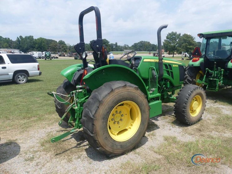2021-john-deere-5045e-image-2