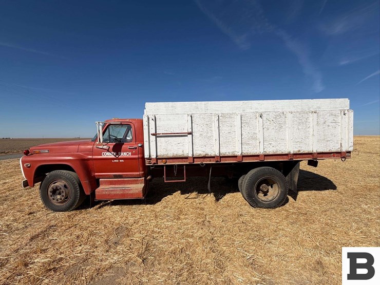 1971-ford-f700-image-2