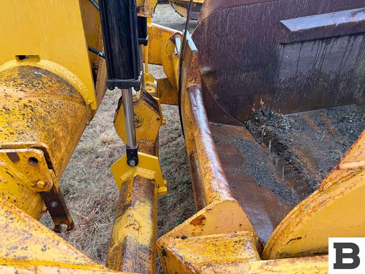 caterpillar-60-image-22