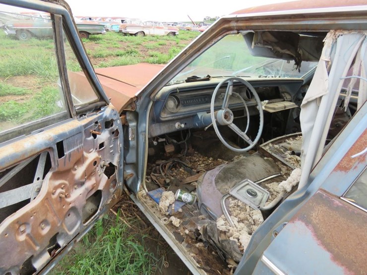 1965-chevrolet-belair-4dr-sedan-image-5