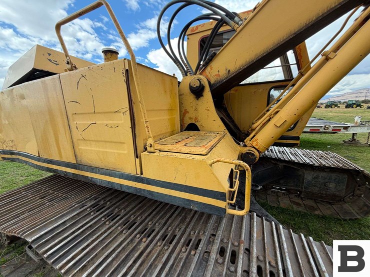 1985-hitachi-uh07-lc-7-image-26
