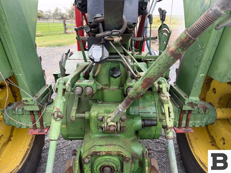 1978-john-deere-2840-image-37