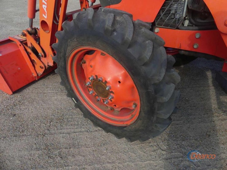kubota-la1154-image-16