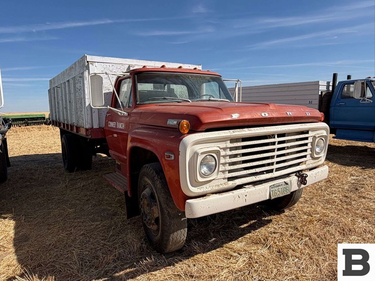 1971-ford-f700-image-6