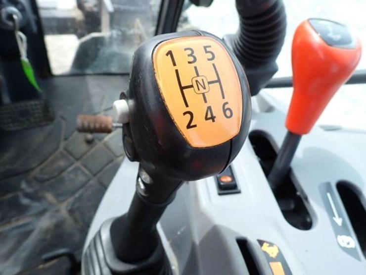 2019-kubota-m4-071-image-20